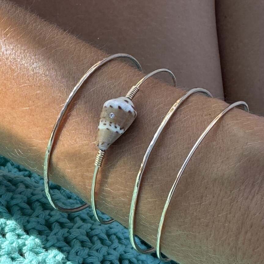 Bracelet Signature 12 | Maison Janines - Bijoux or à l’âme insulaire