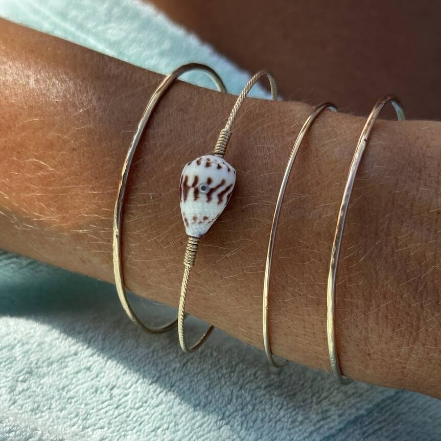 Bracelet Signature 25 | Maison Janines - Bijoux or à l’âme insulaire