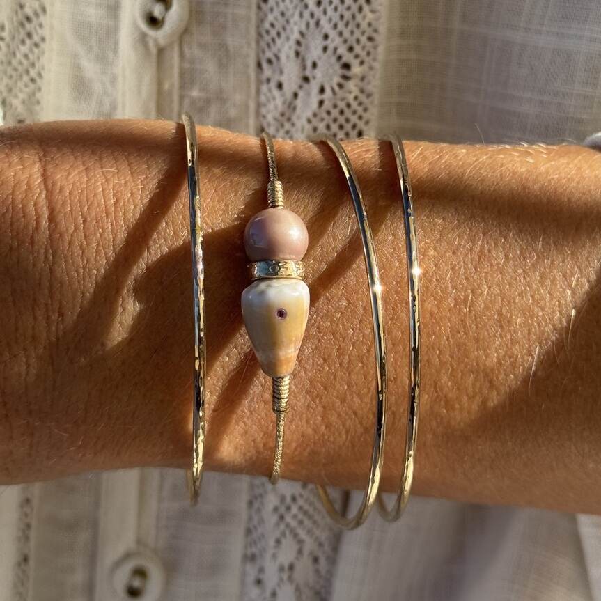 Bracelet Signature 18 | Maison Janines - Bijoux or à l’âme insulaire