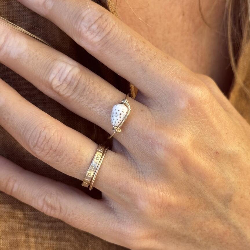Bague 04 | Maison Janines - Bijoux or à l’âme insulaire