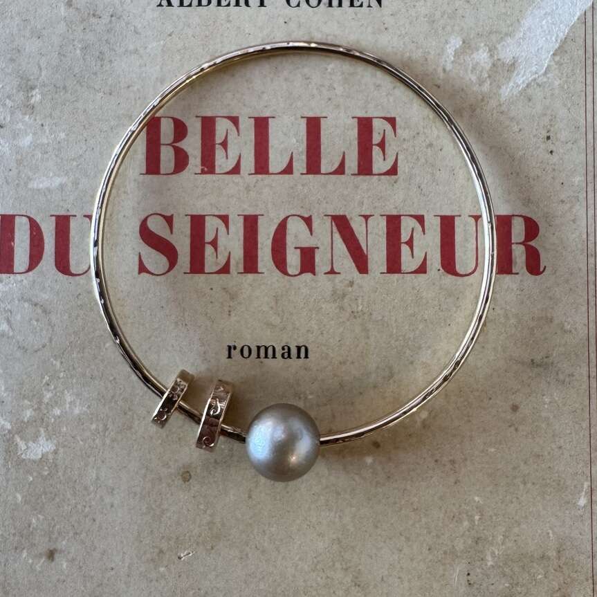 Jonc anneaux perle 3 | Maison Janines - Bijoux or à l’âme insulaire