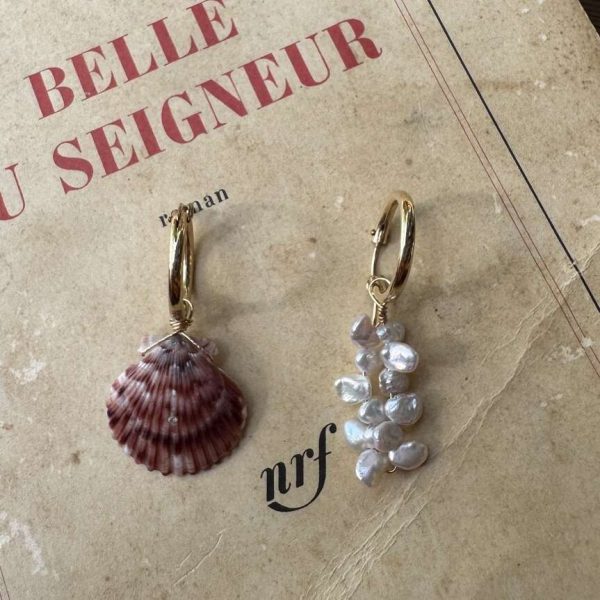Boucles coquilles 03 | Maison Janines - Bijoux or à l’âme insulaire