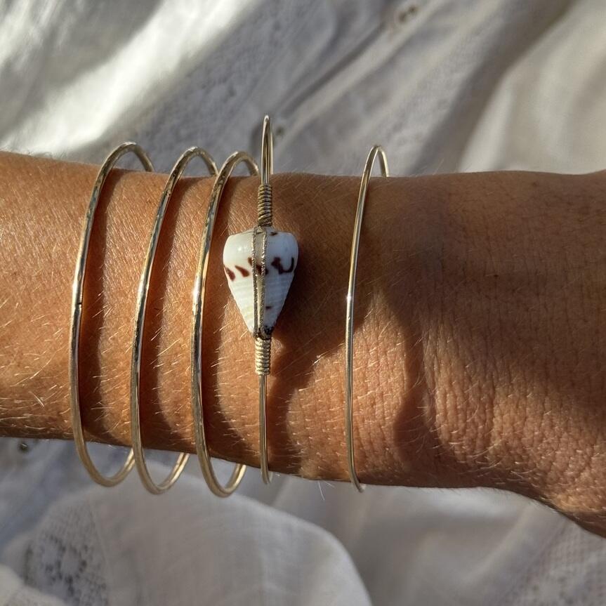 Bracelet Signature 20 | Maison Janines - Bijoux or à l’âme insulaire