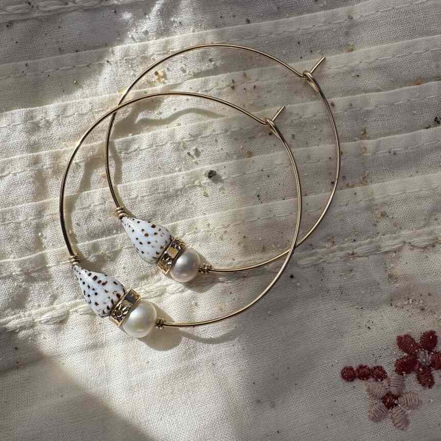 Boucles 01 | Maison Janines - Bijoux or à l’âme insulaire