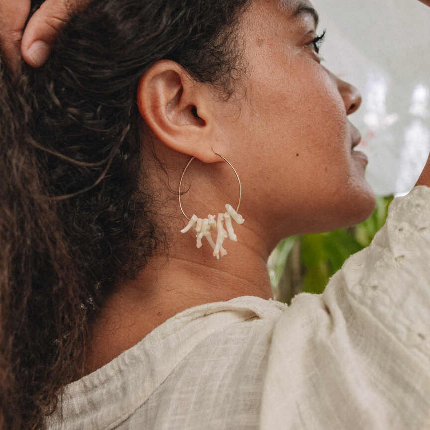 Boucles 10 | Maison Janines - Bijoux or à l’âme insulaire